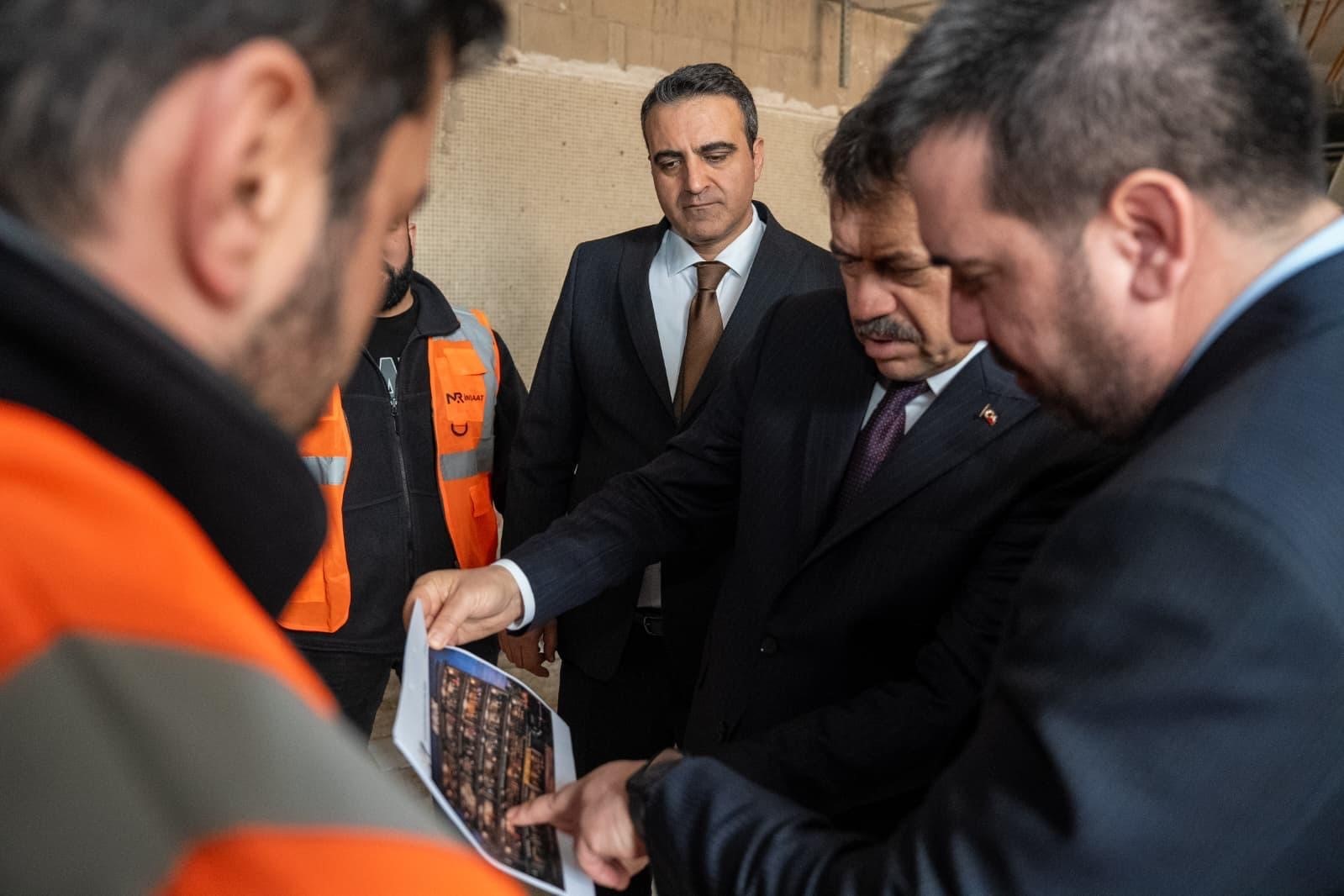 Adalet Bakan Yardımcısı Tuncay, İzmir Adliyesi’ni ziyaret etti
