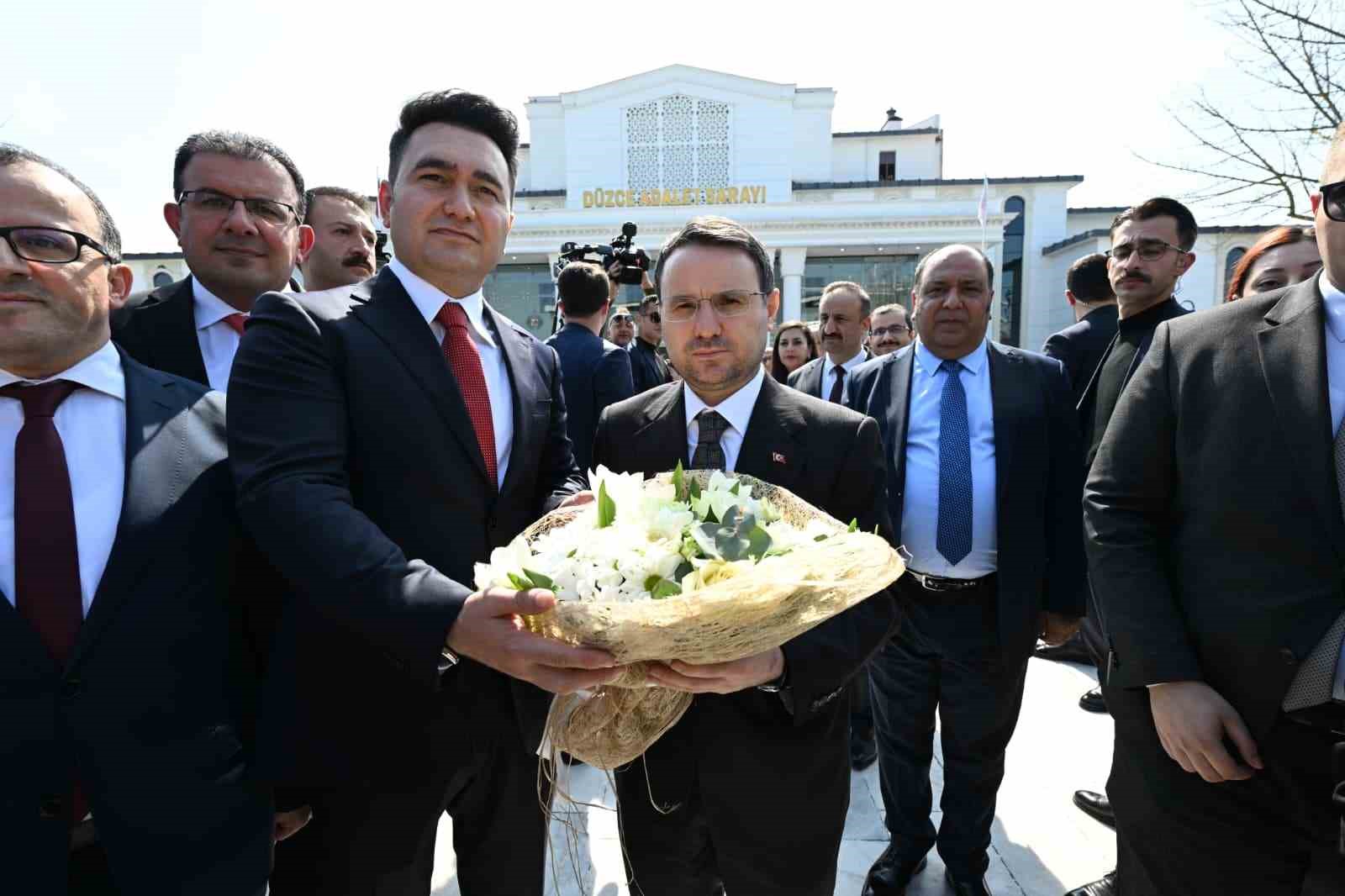 Adalet Bakanı Gürlek: "12. Yargı Paketimizle ilgili meslektaşlarla sürekli istişare halindeyiz"
