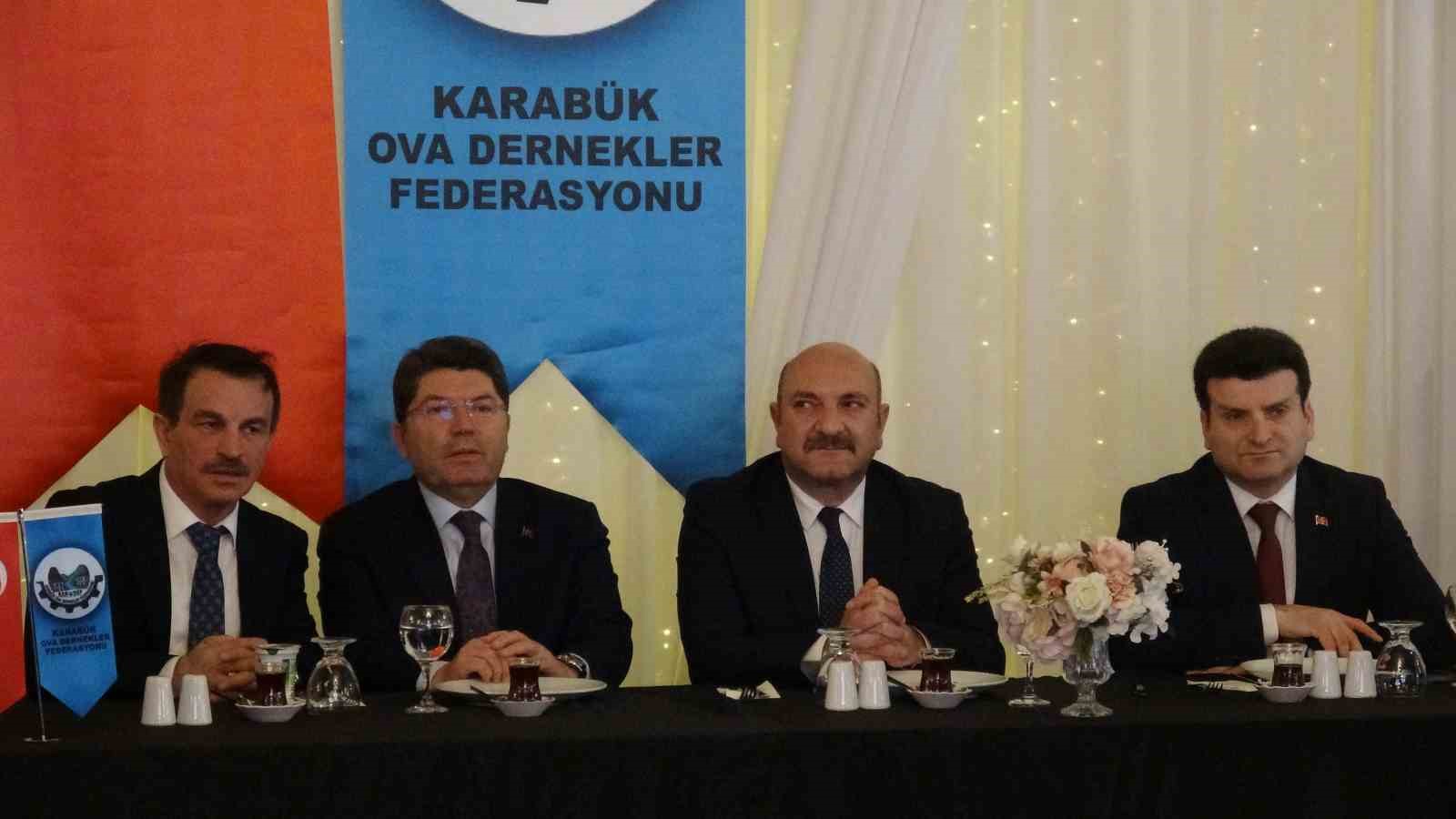 Adalet Bakanı Tunç, Bandırma Günü’nde Karabüklülerle bir araya geldi
