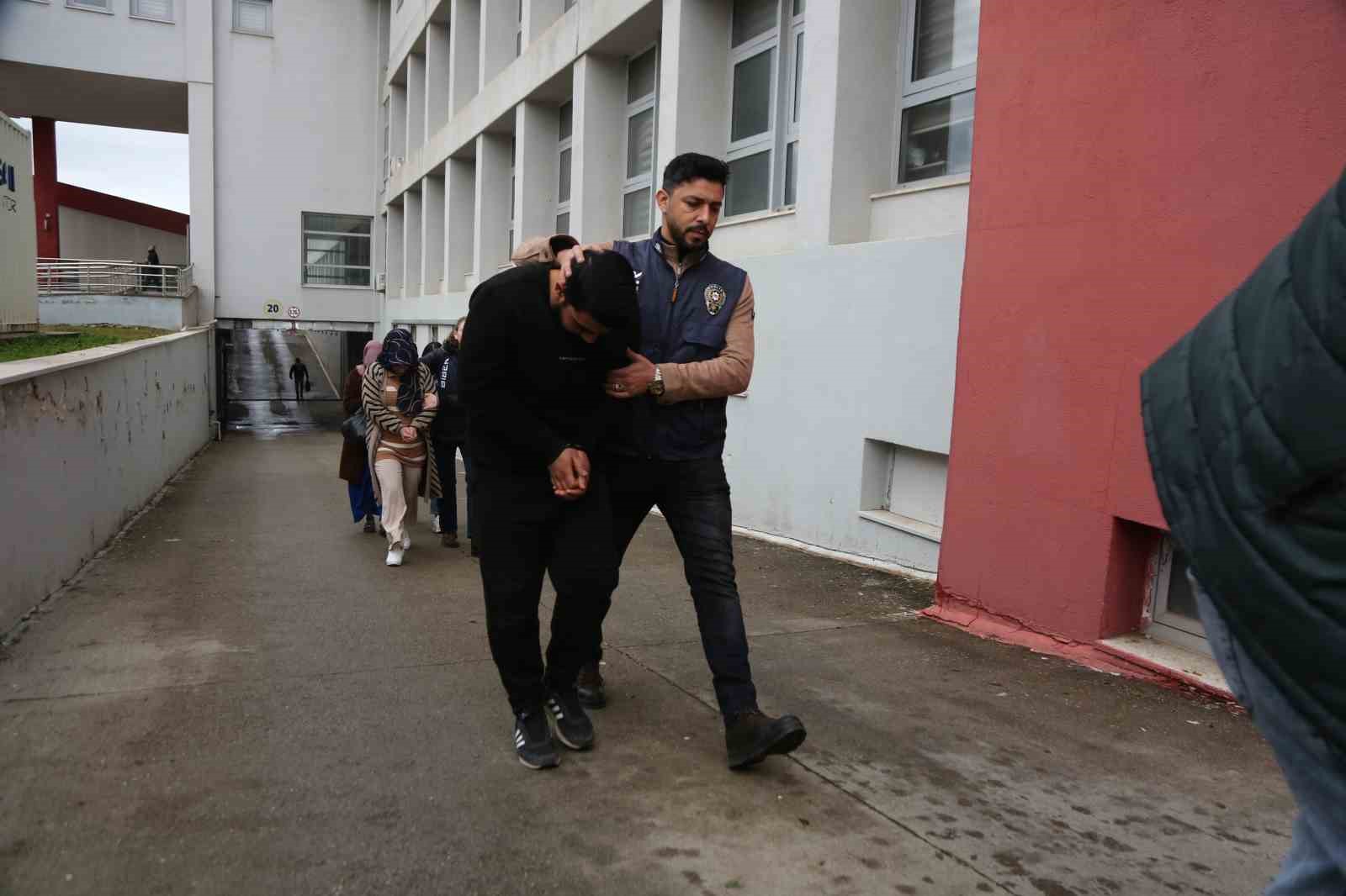 Adana merkezli 6 ilde yasadışı bahis operasyonu: 13 kişi tutuklandı
