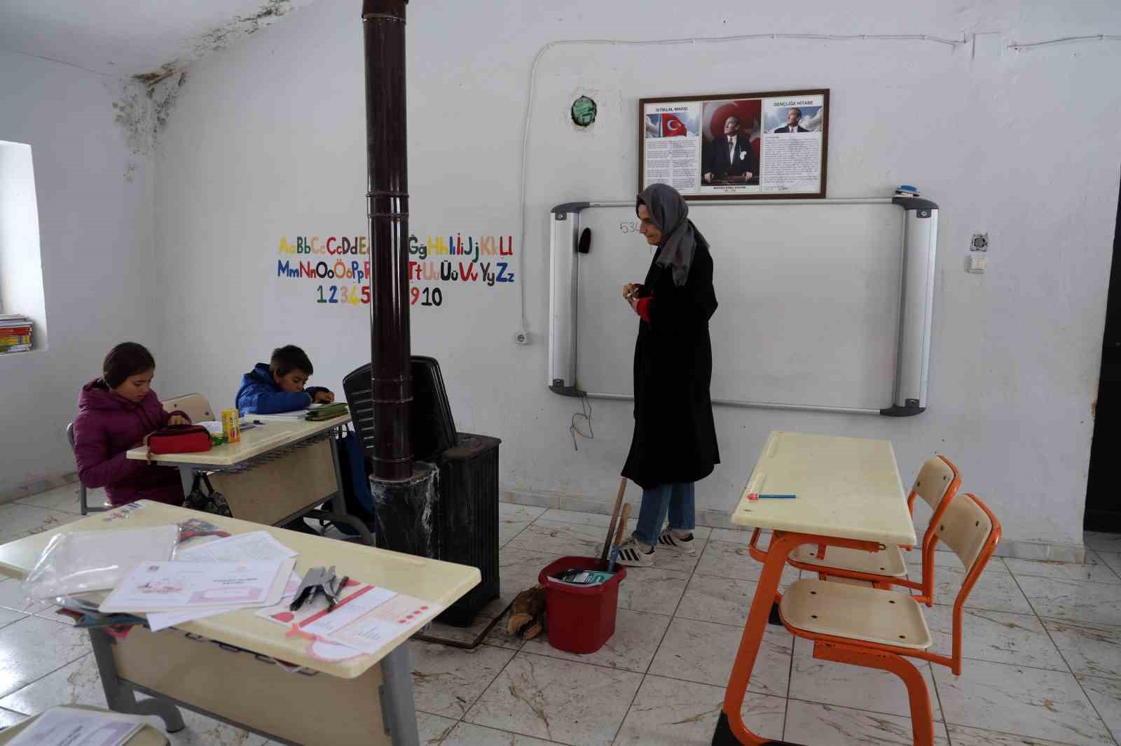 Adana’da 1600 rakımda eksi 20 derecede zorlu eğitim
