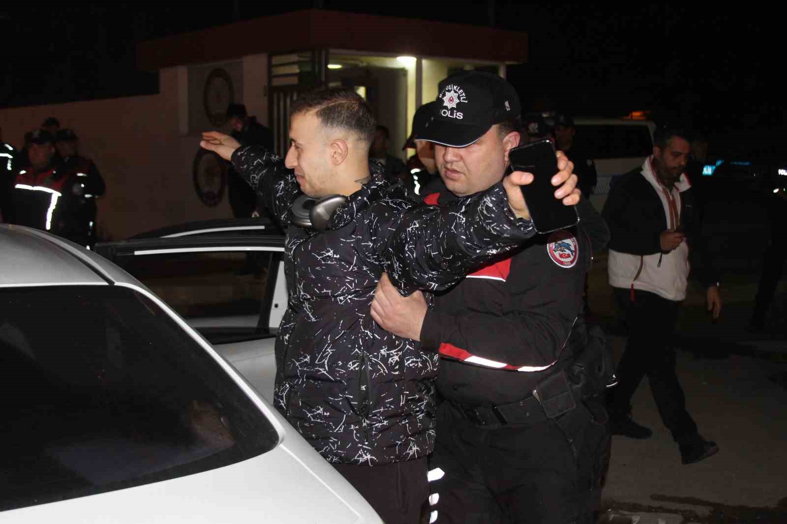 Adana’da 2 bin 305 personelle ‘Huzur ve Güven’ uygulaması
