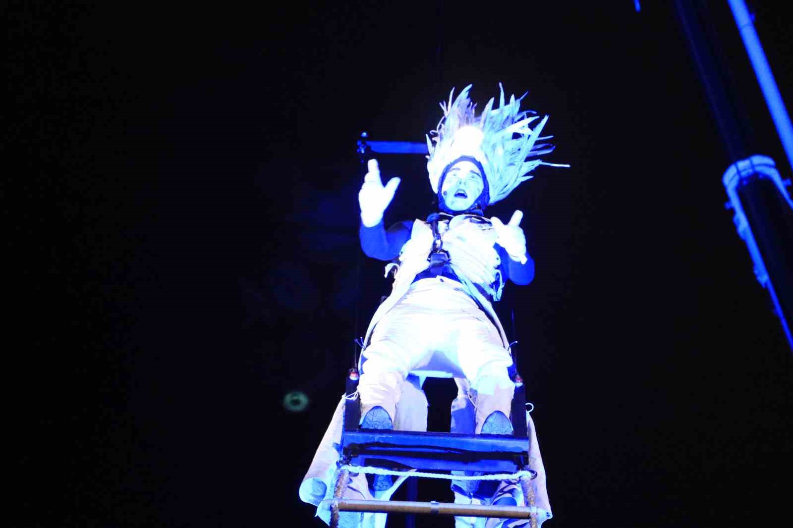 Adana’da 25’inci Uluslararası Tiyatro Festivali başladı
