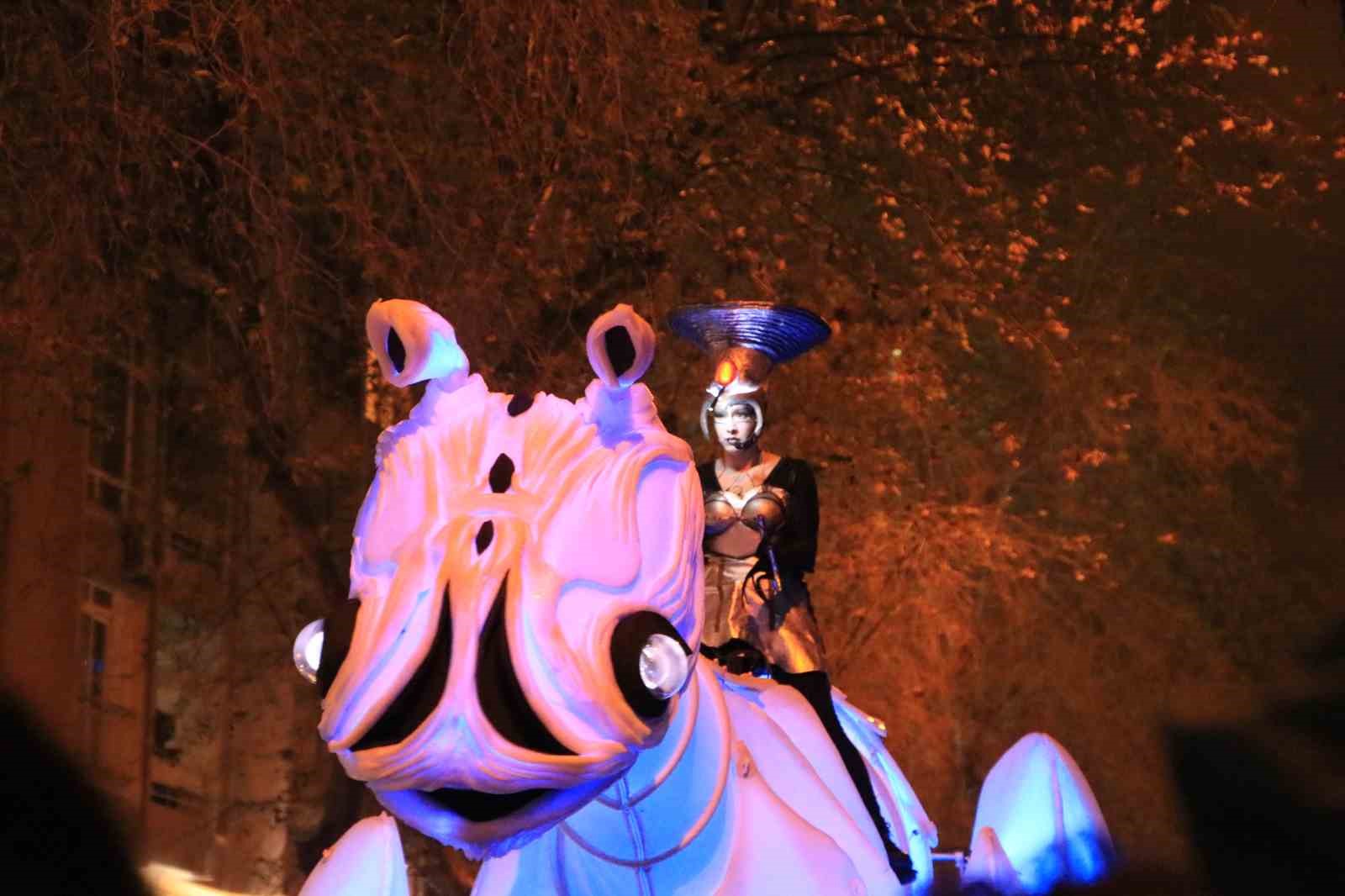 Adana’da 25’inci Uluslararası Tiyatro Festivali başladı
