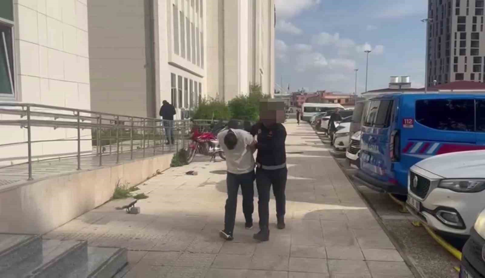 Adana’da 32 firari torbacı yakalandı
