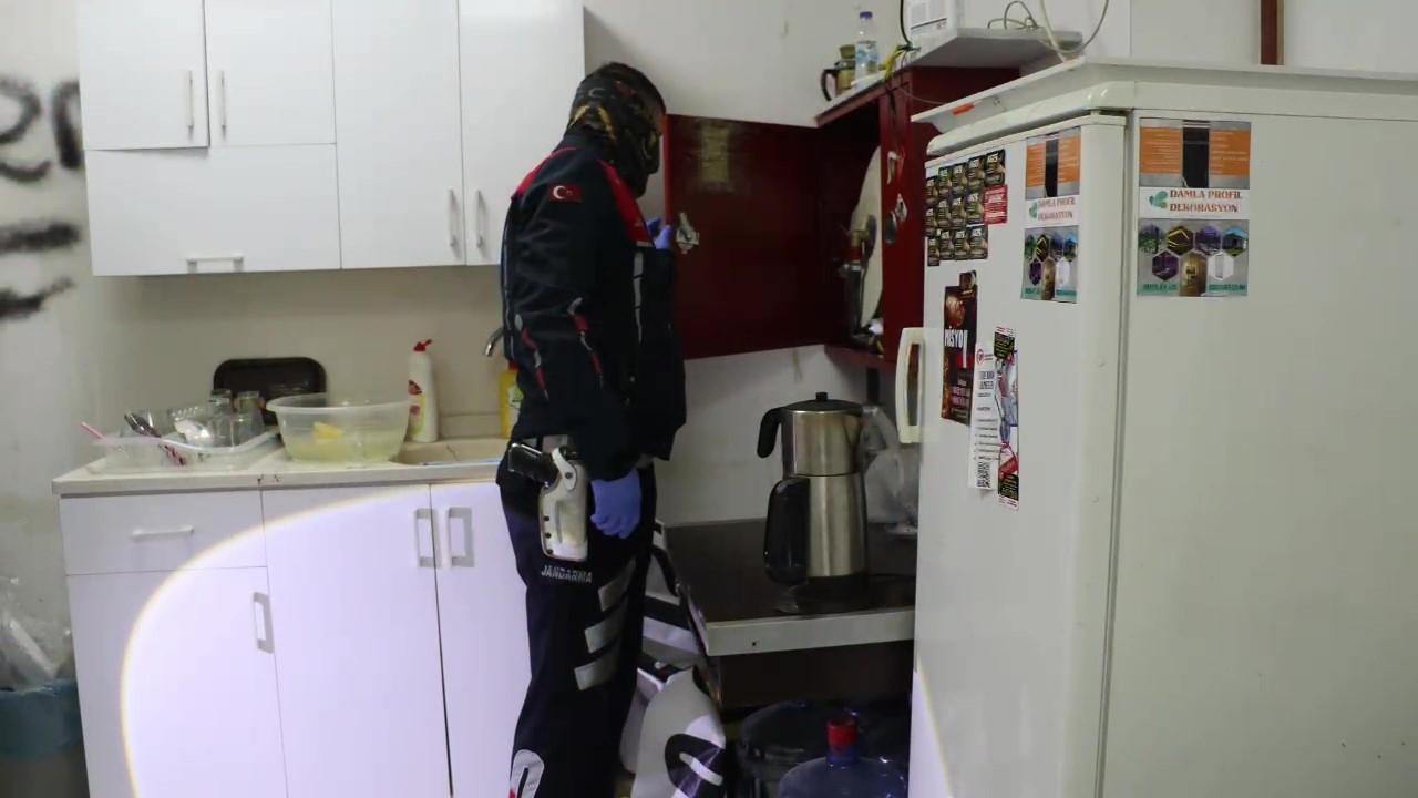 Adana’da ’Altınyüzük’ çetesine operasyon: 8 şüpheli yakalandı
