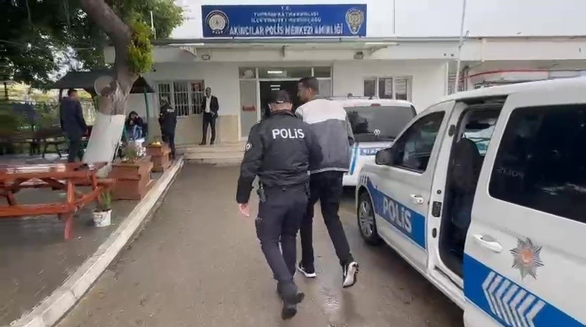 Adana’da aranan 4 hükümlü yakalandı
