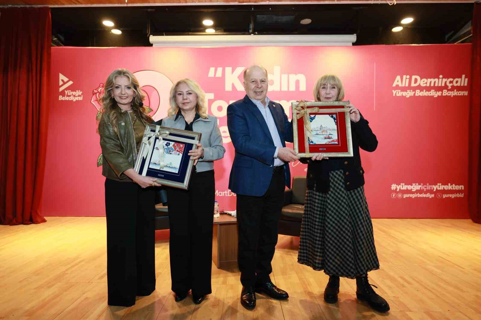 Adana’da "Cumhuriyet Işığında Edebiyat ve Kadın" söyleşisi
