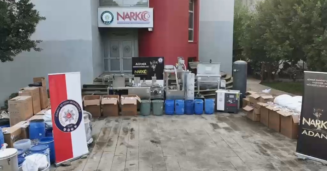 Adana’da dev uyuşturucu operasyonu: Milyonlarca hap ele geçirildi
