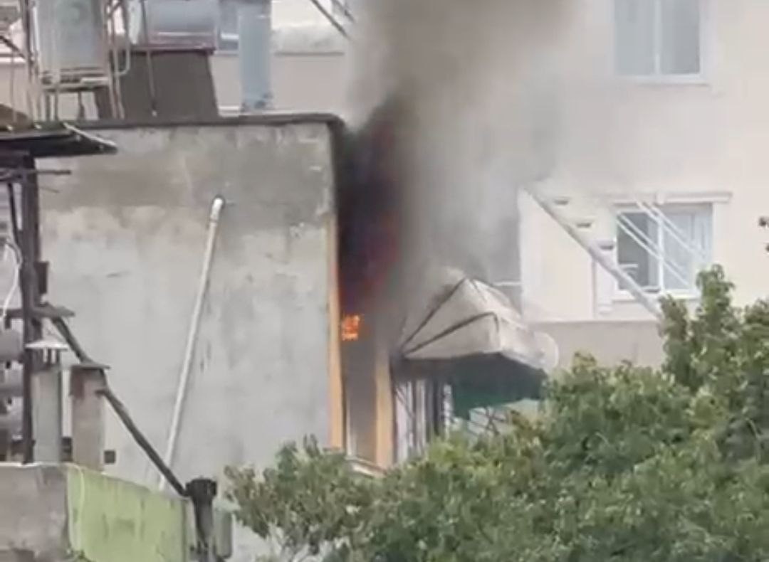 Adana’da ev yangını
