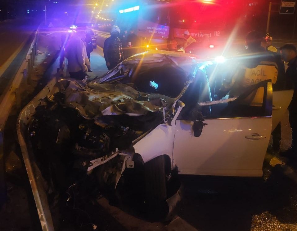 Adana’da otoyolda trafik kazası : 1 ölü
