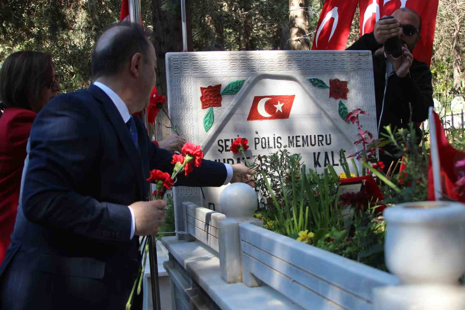 Adana’da şehit polisler unutulmadı
