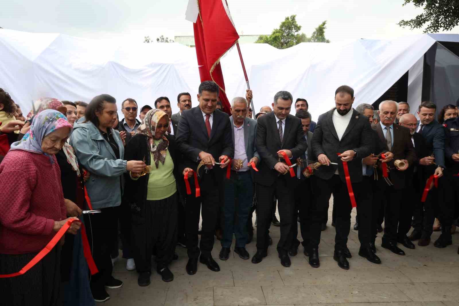 Adana’da ’Şehitlik Anıtı’ dualarla açıldı
