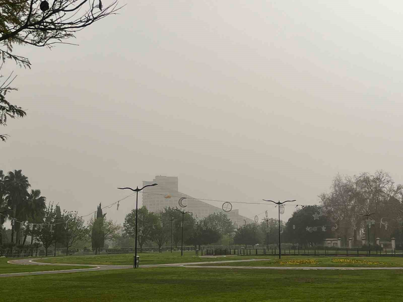 Adana’da toz taşınımı havadan görüntülendi

