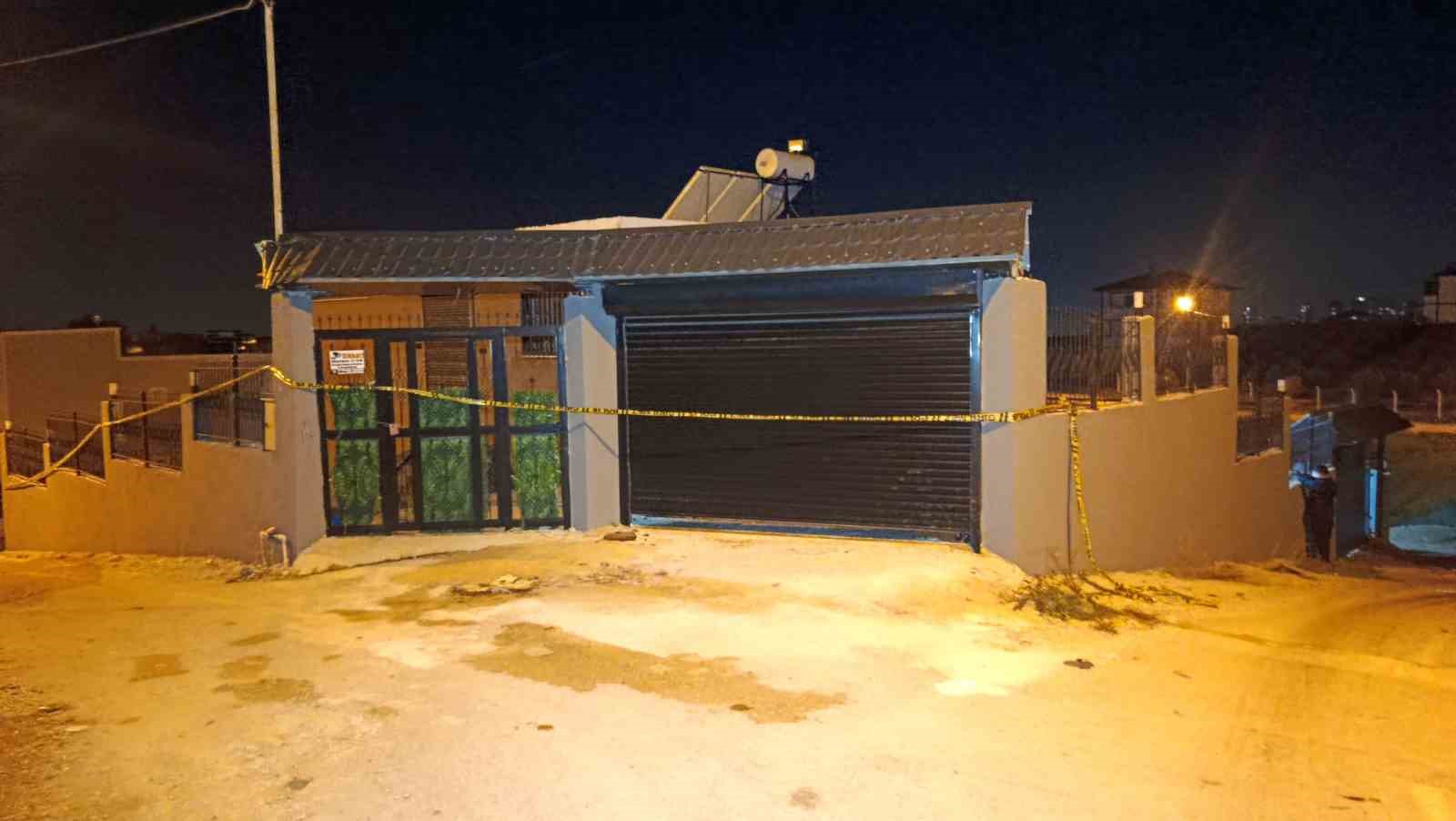 Adana’da vahşet: Eşi evi terk etti, 2 çocuğunu öldürüp intihar etti

