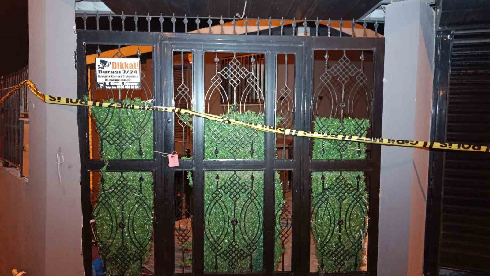 Adana’da vahşet: Eşi evi terk etti, 2 çocuğunu öldürüp intihar etti
