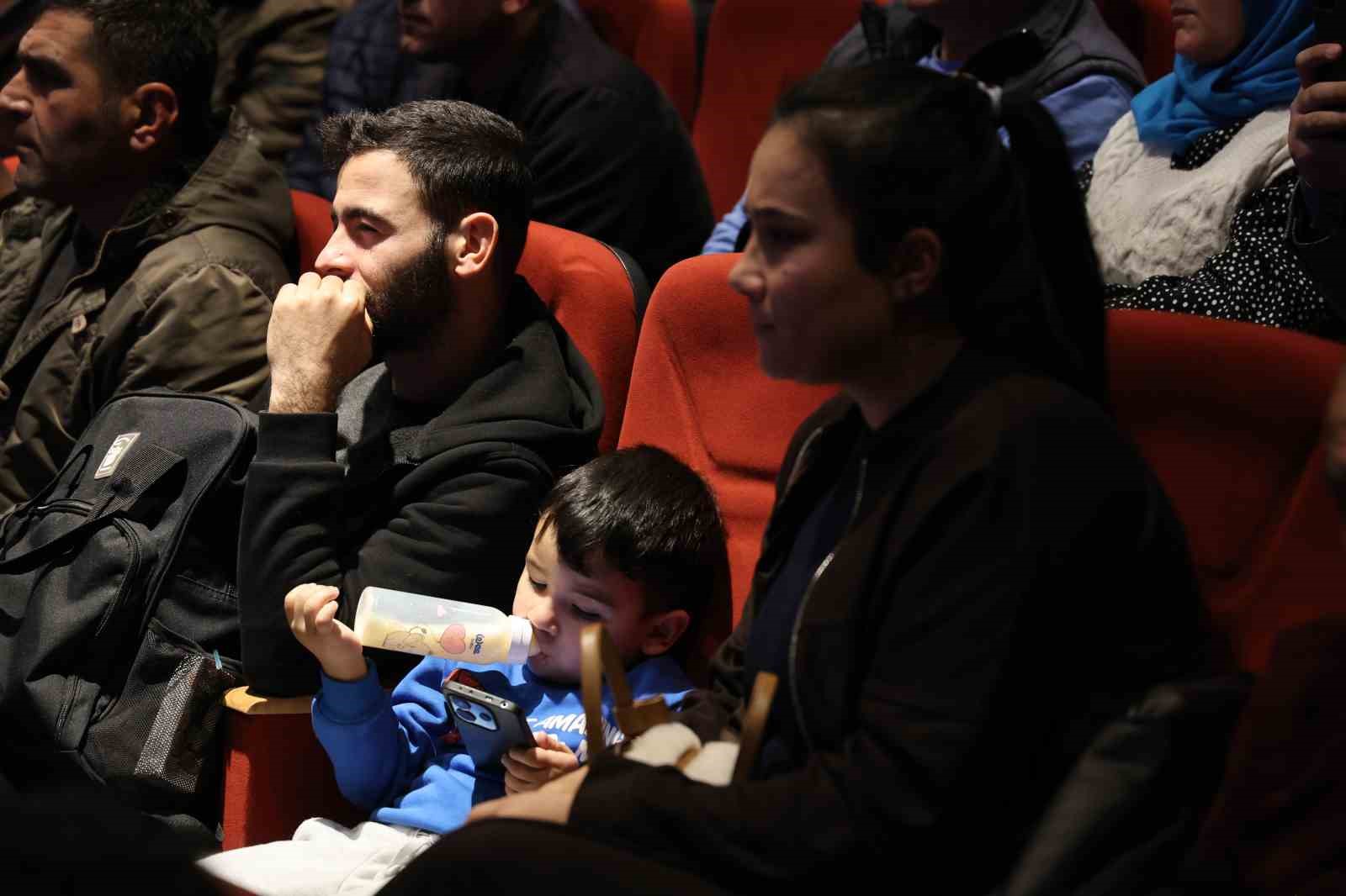 Adana’da ’Yüzyılın Konut Projesi’nin kuraları çekildi
Adana’da ’Yüzyılın Konut Projesi’nin kuraları çekildi