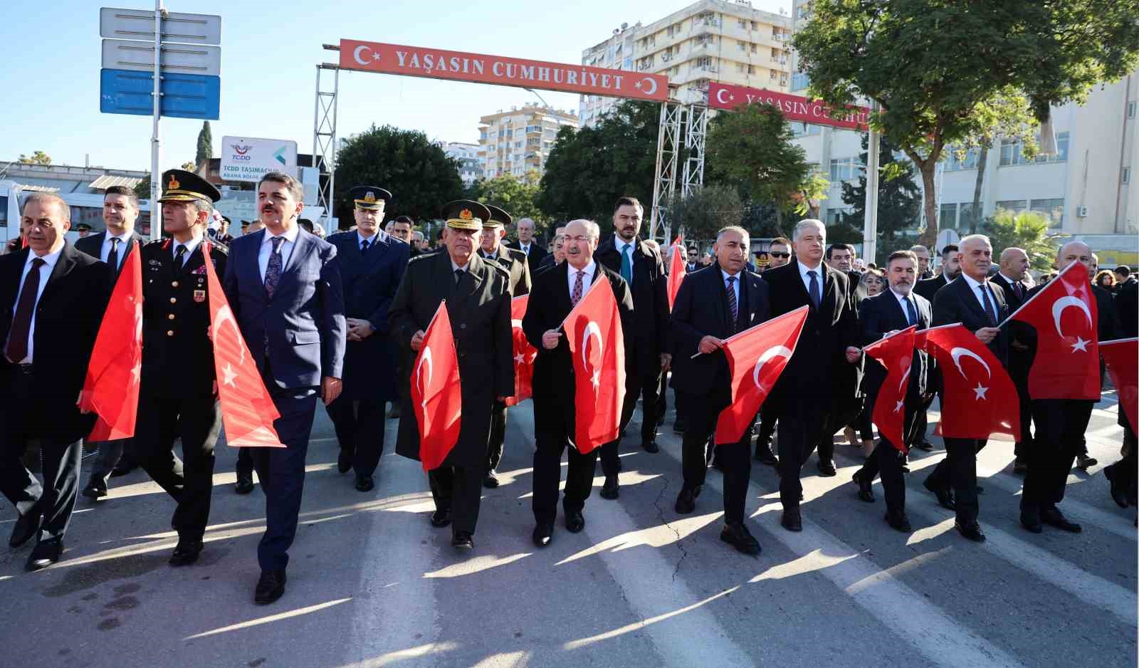 Adana’nın düşman işgalinden kurtuluşu coşkuyla kutlandı
