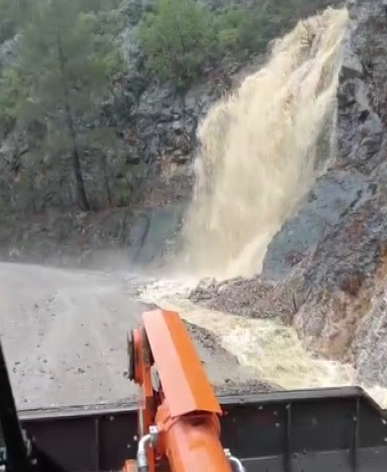 Adana’nın kuzey ilçelerinde sağanak taşkınlara neden oldu
