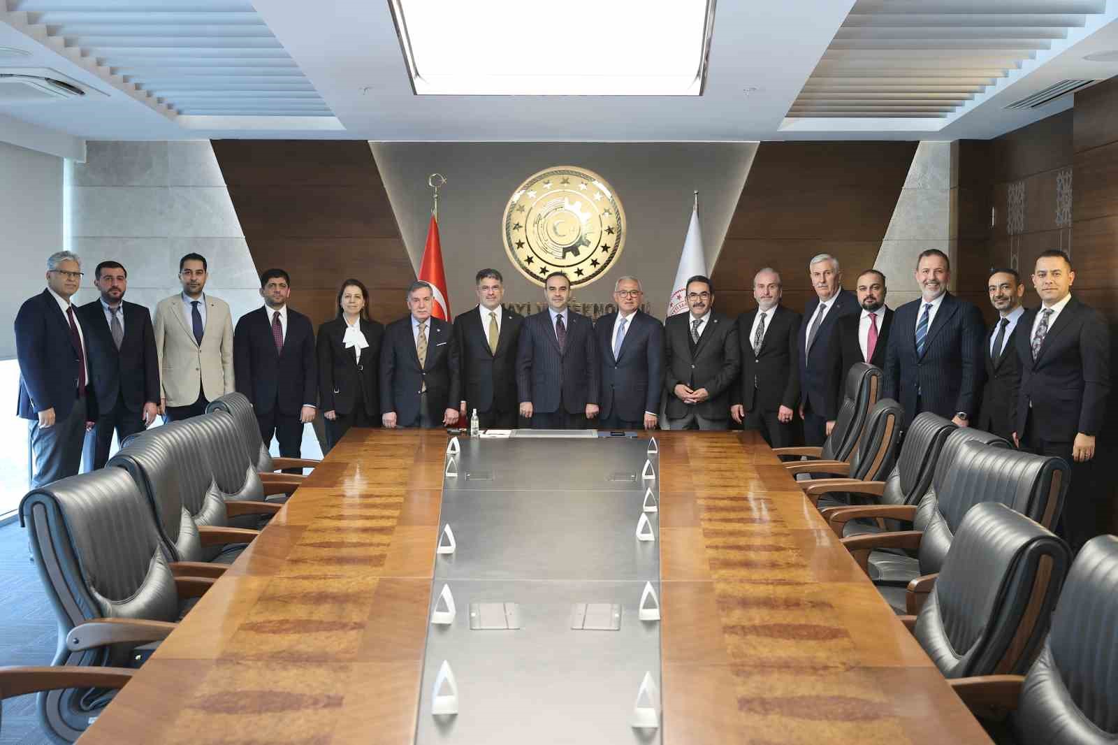 Adana’nın sanayi vizyonu bakanlıkta masaya yatırıldı
