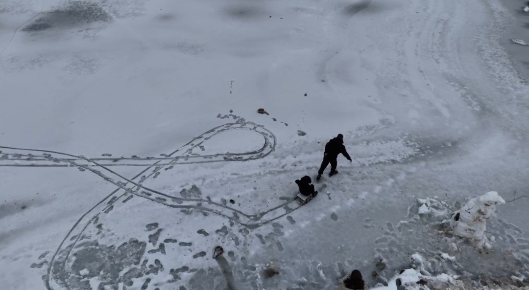 ’Adana’nın Sibiryası’nda Kürebeli Barajı buz tuttu
