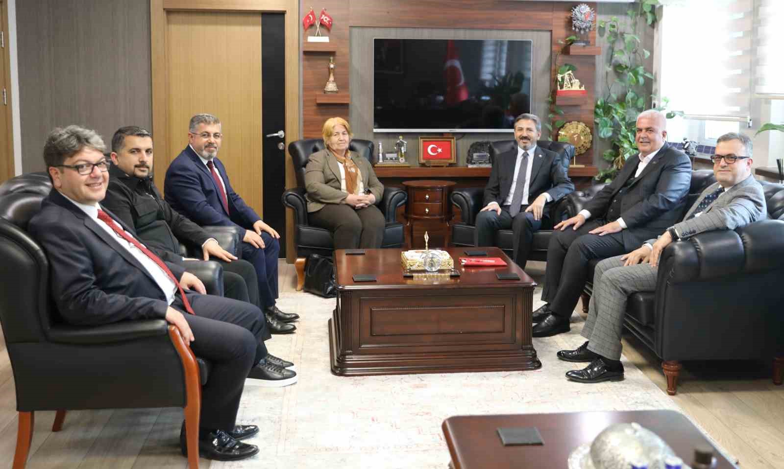 ADEKS, Bakan Yardımcısı Aydın’a ‘O Gönüllü Sensin’ projesini anlattı
