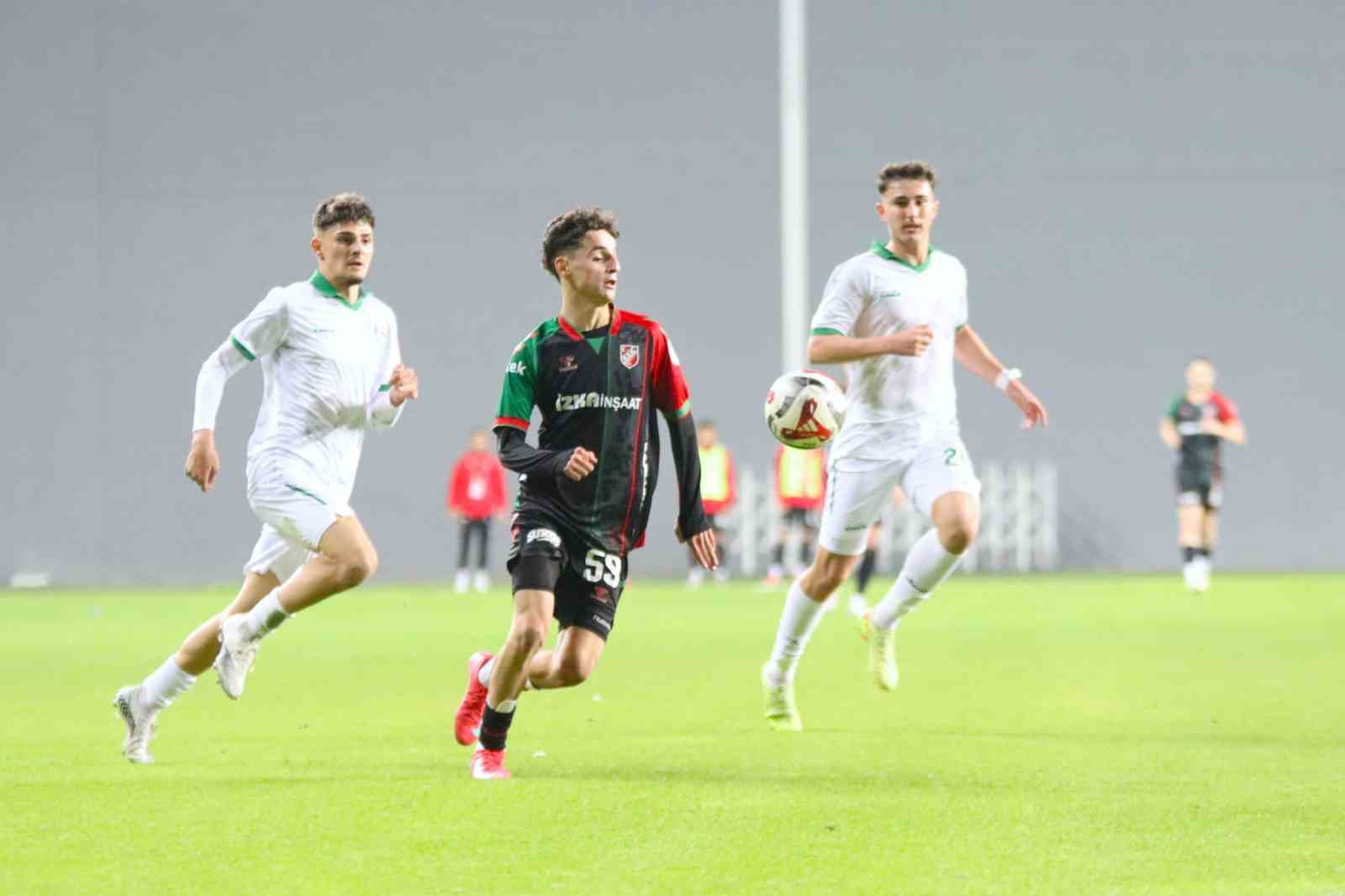 Adem Yeşilyurt, Fenerbahçe’yle anlaşmaya çok yakın
