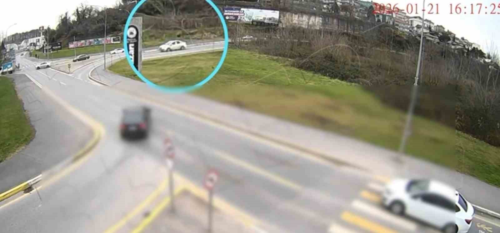 "Adınız teröre karıştı" yalanıyla 1 milyon TL dolandırdı, kaçış anı kameraya yansıdı
