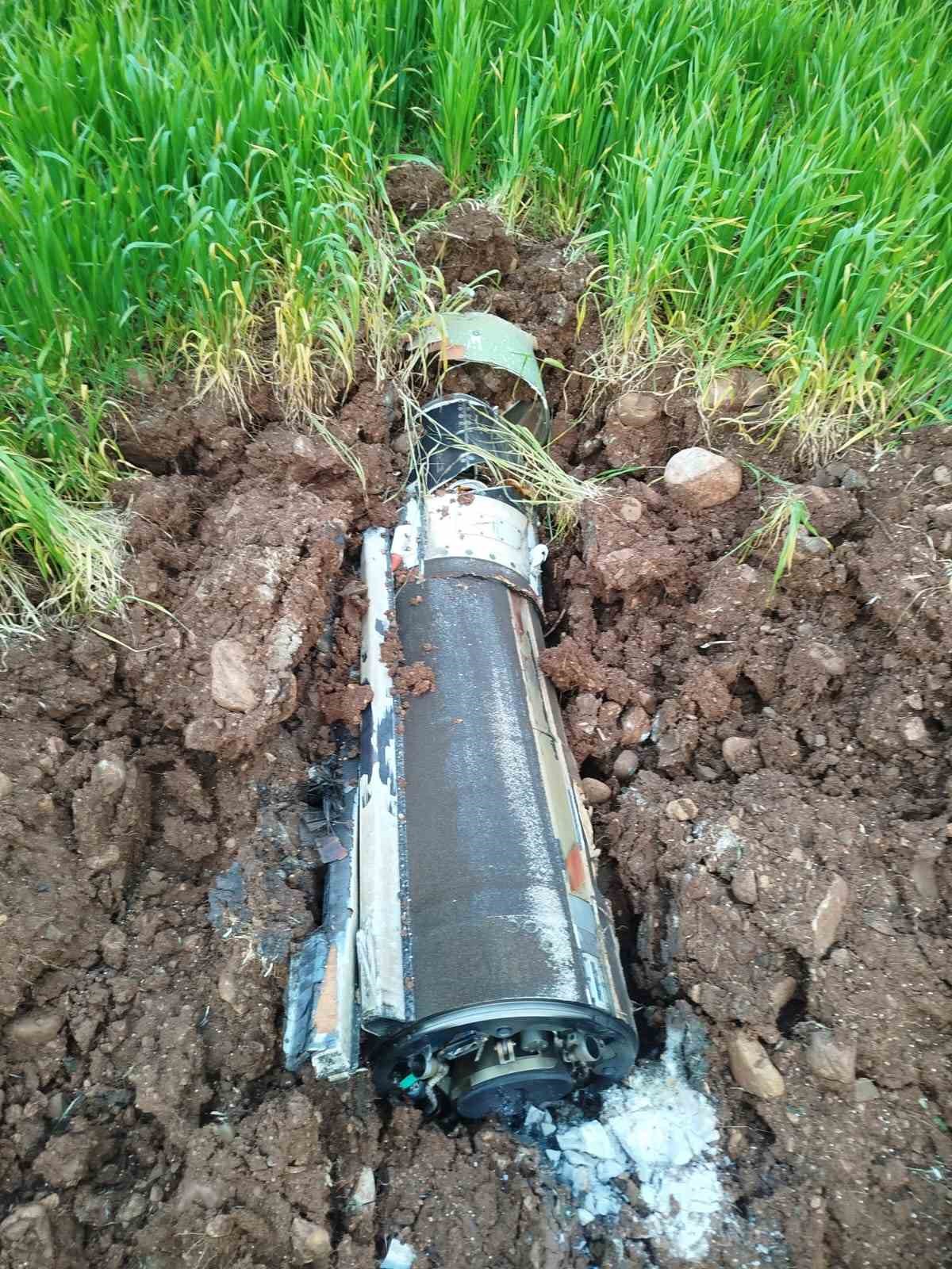 Adıyaman’a düşen füzenin ikinci parçası bulundu
