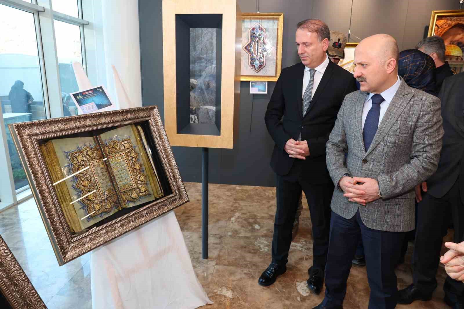 Adıyaman’da hat, tezhip ve ebru sanatı sergisi
