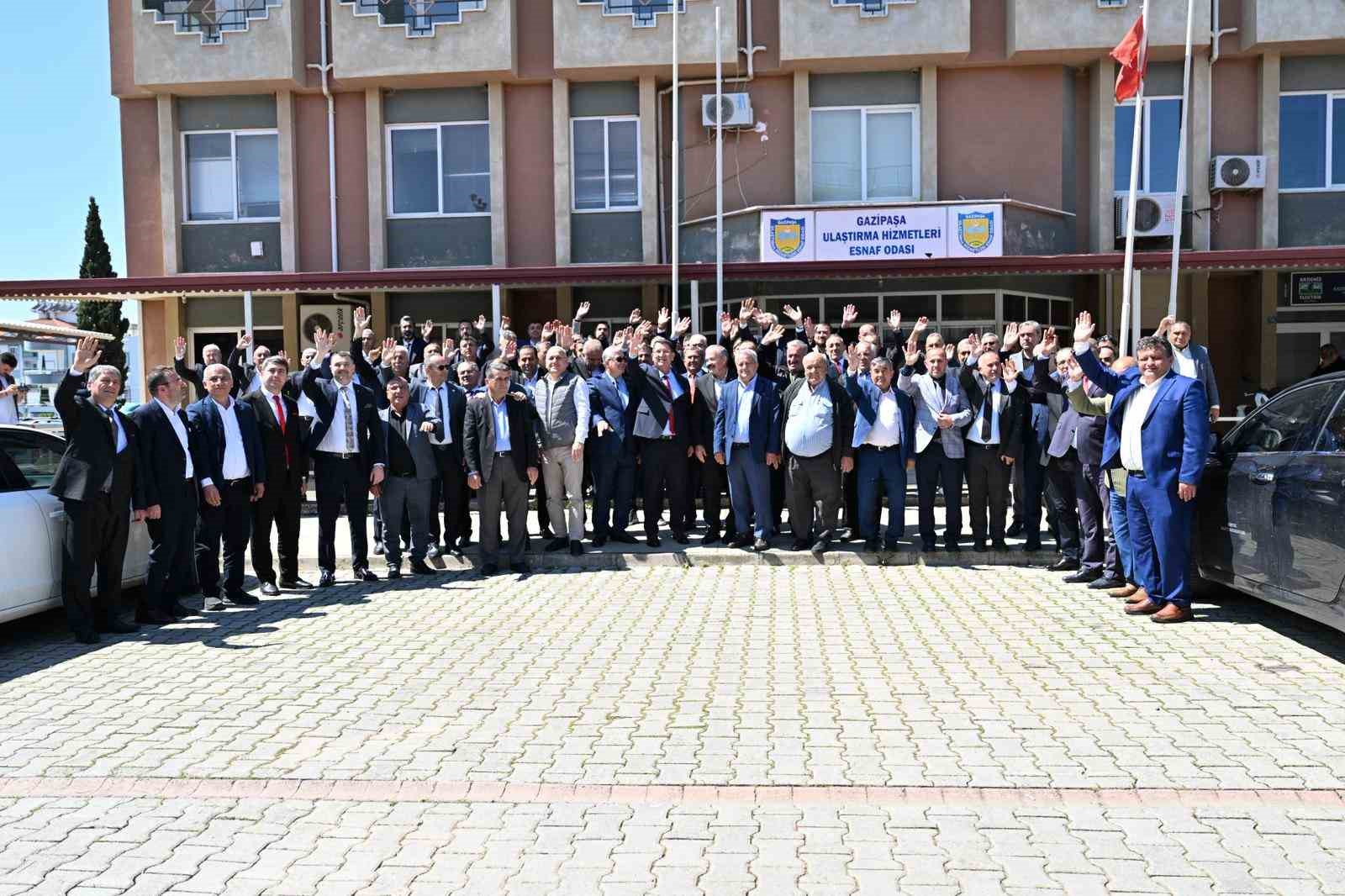 Adlıhan Dere: "Şimdi birlik zamanı"
