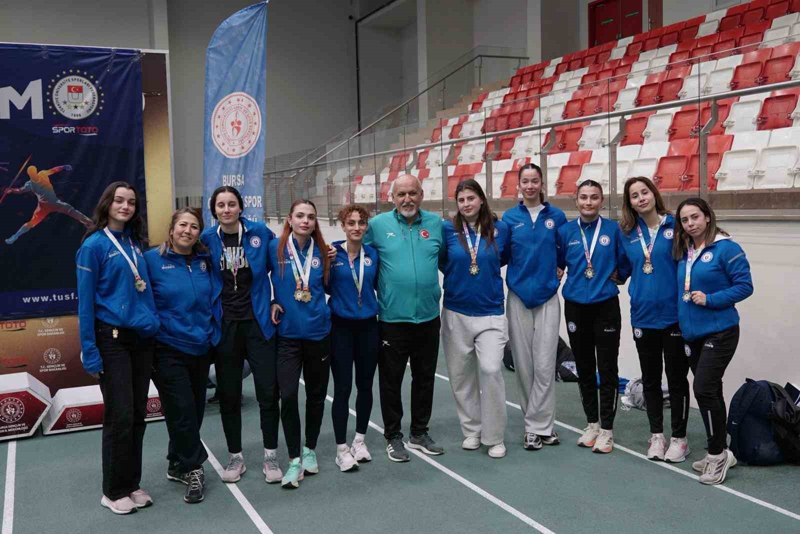 ADÜ sporcuları başarılarıyla gururlandırdı
