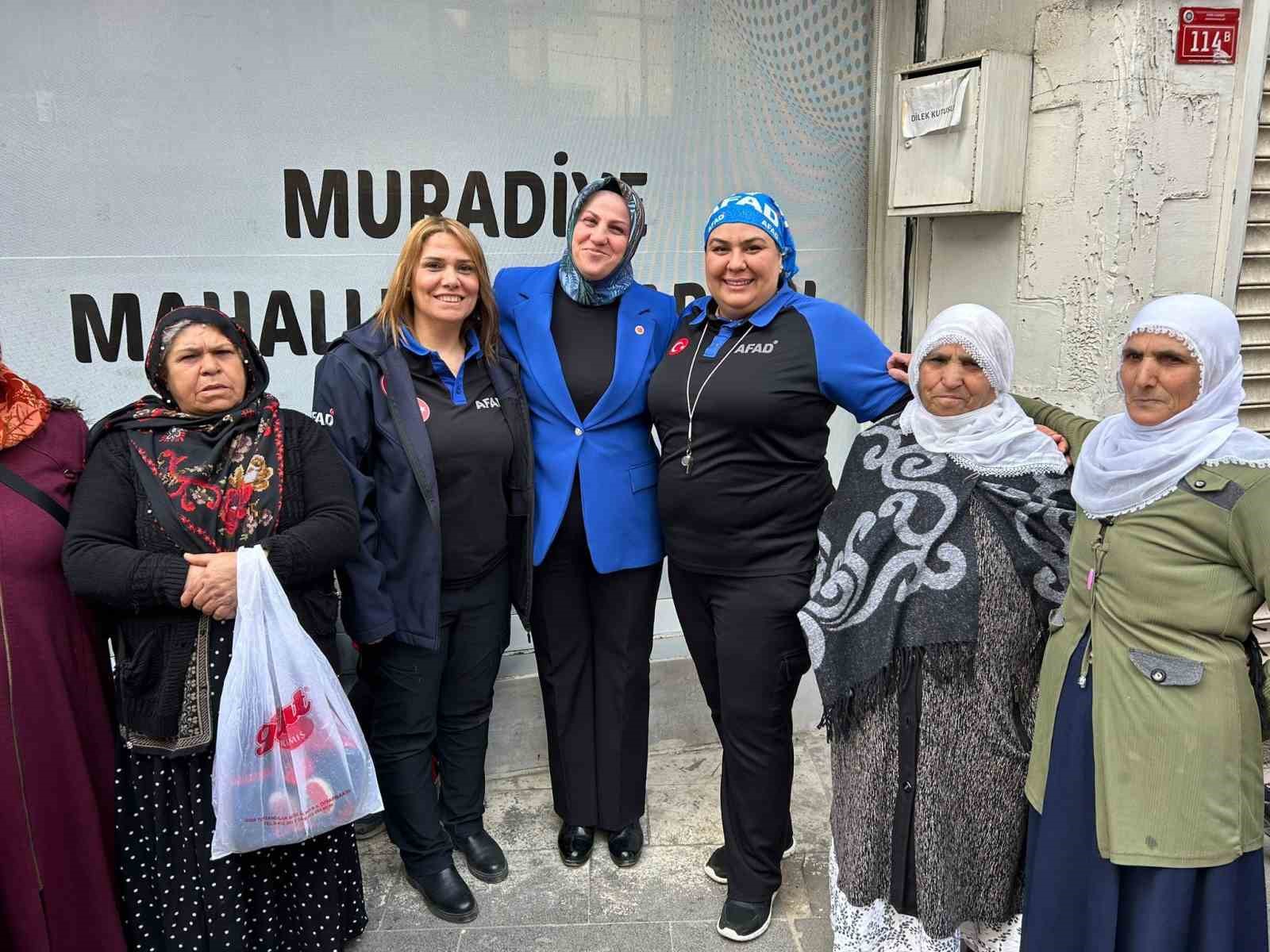 AFAD görevlileri kadınları deprem konusunda bilinçlendirdi
