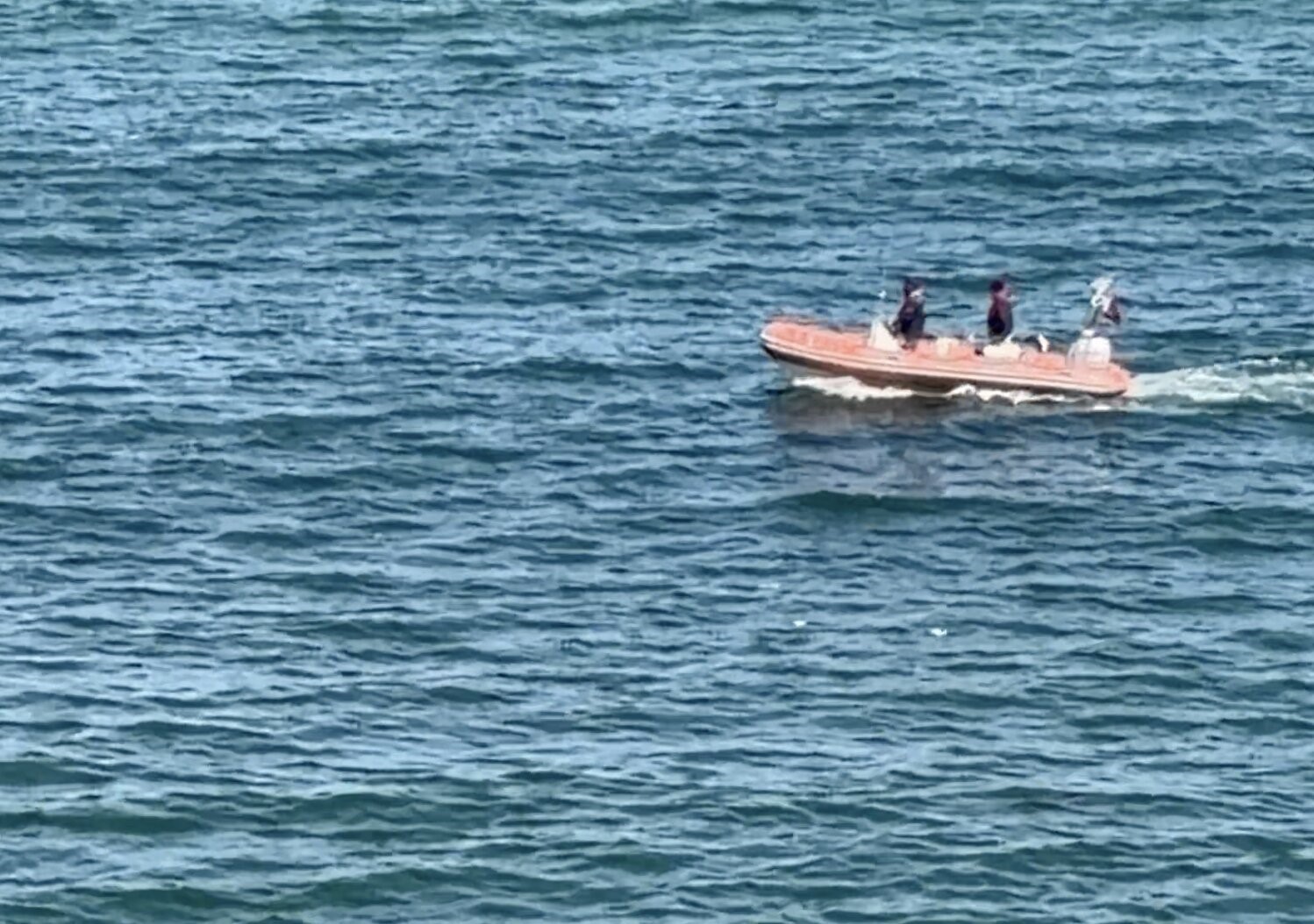 AFAD ve sahil güvenlik ekipleri, kaybolan genci aradı
