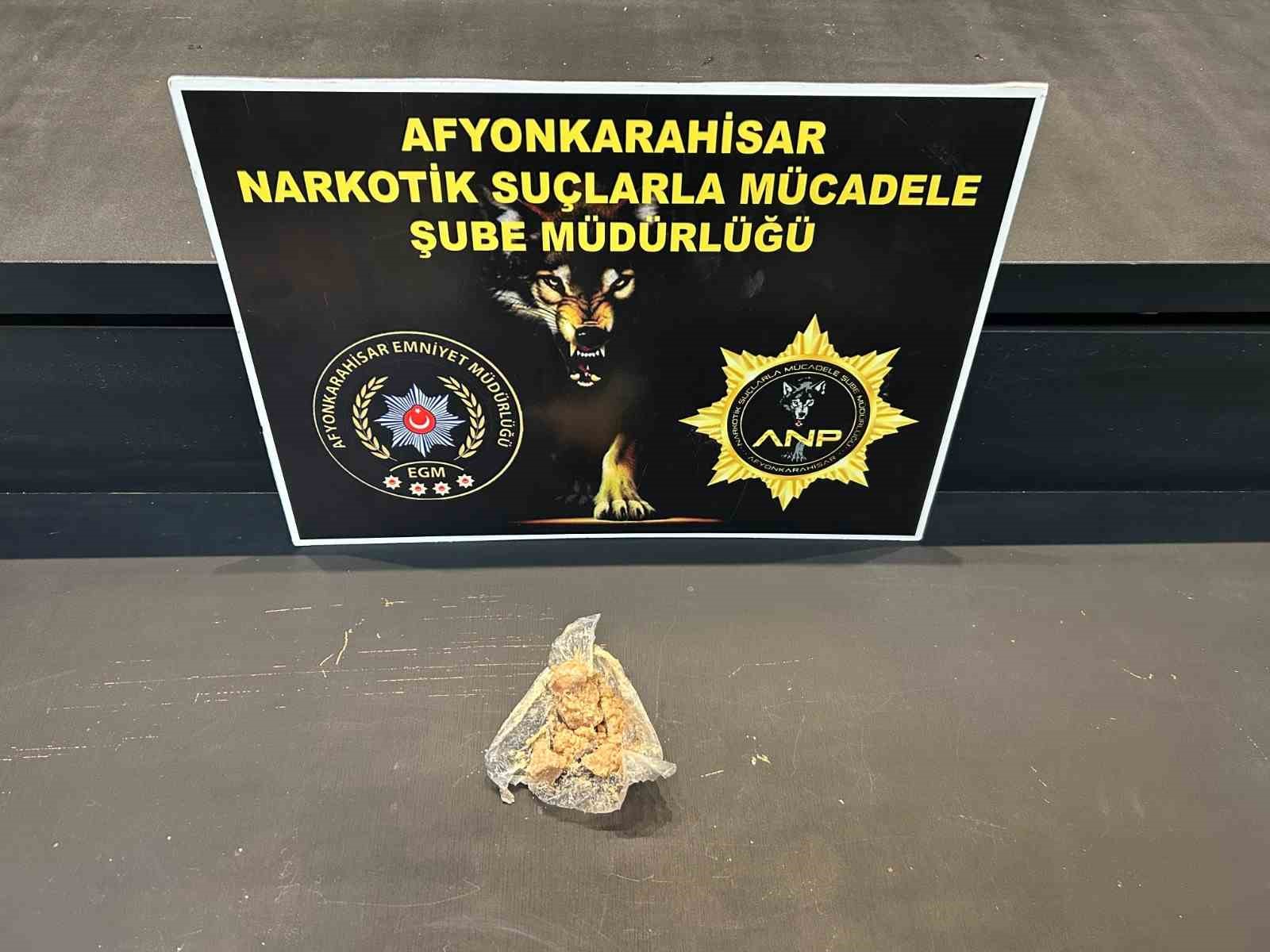 Afyonkarahisar polisinden dev uyuşturucu operasyonu
