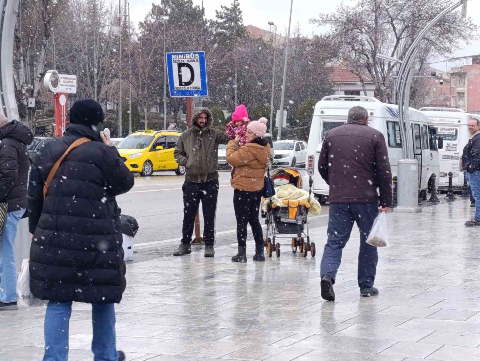 Afyonkarahisar’da kar yağışı
