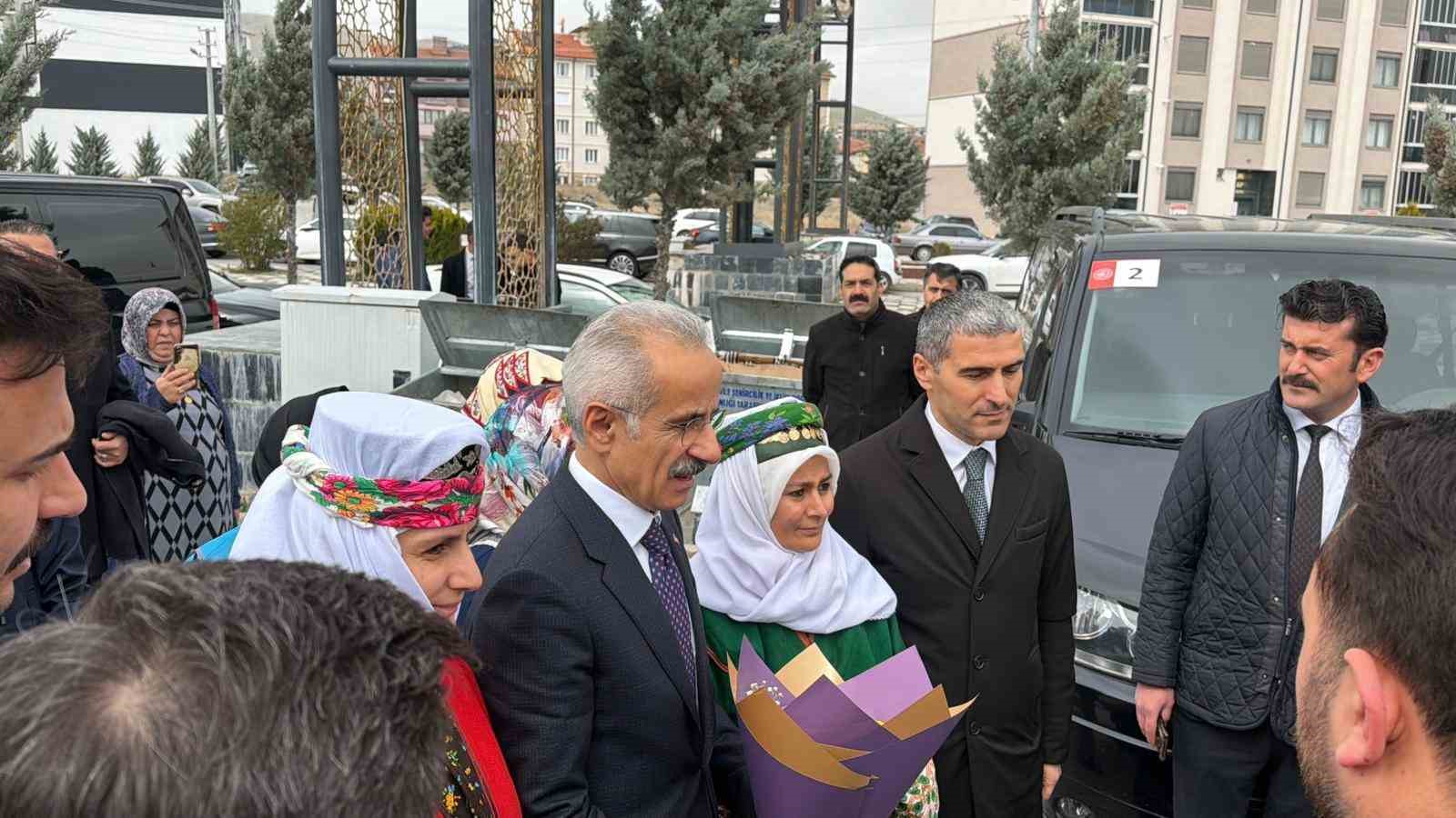 Afyonkarahisar’dan Güney Ege ve Göller Yöresi’ne ulaşım koridoru
