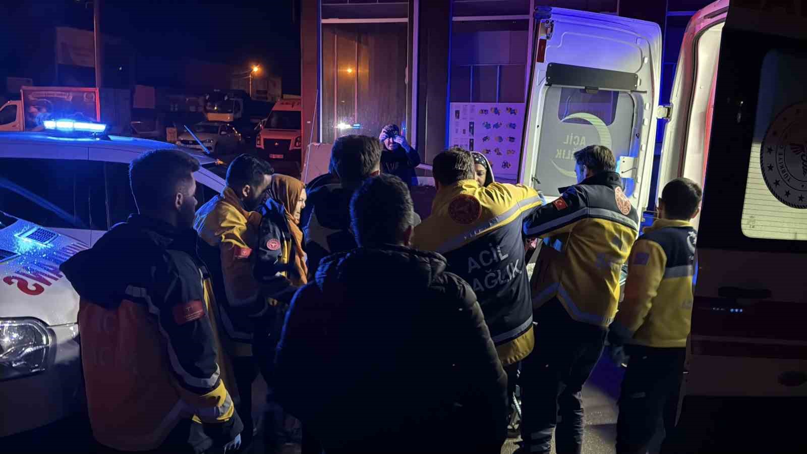 Ağabeyini ve babasını öldüren 15 yaşındaki zanlı tutuklandı
