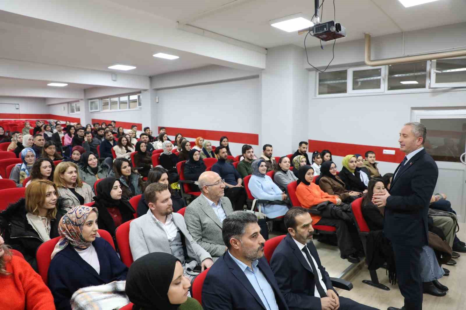 Ağrı Milli Eğitim Müdürü Kökrek: "Kapımız öğretmenlerimize her zaman açık"
