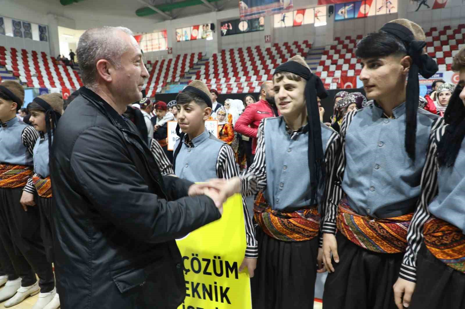 Ağrı Spor Lisesi bölge şampiyonu oldu
Ağrı Spor Lisesi bölge şampiyonu oldu