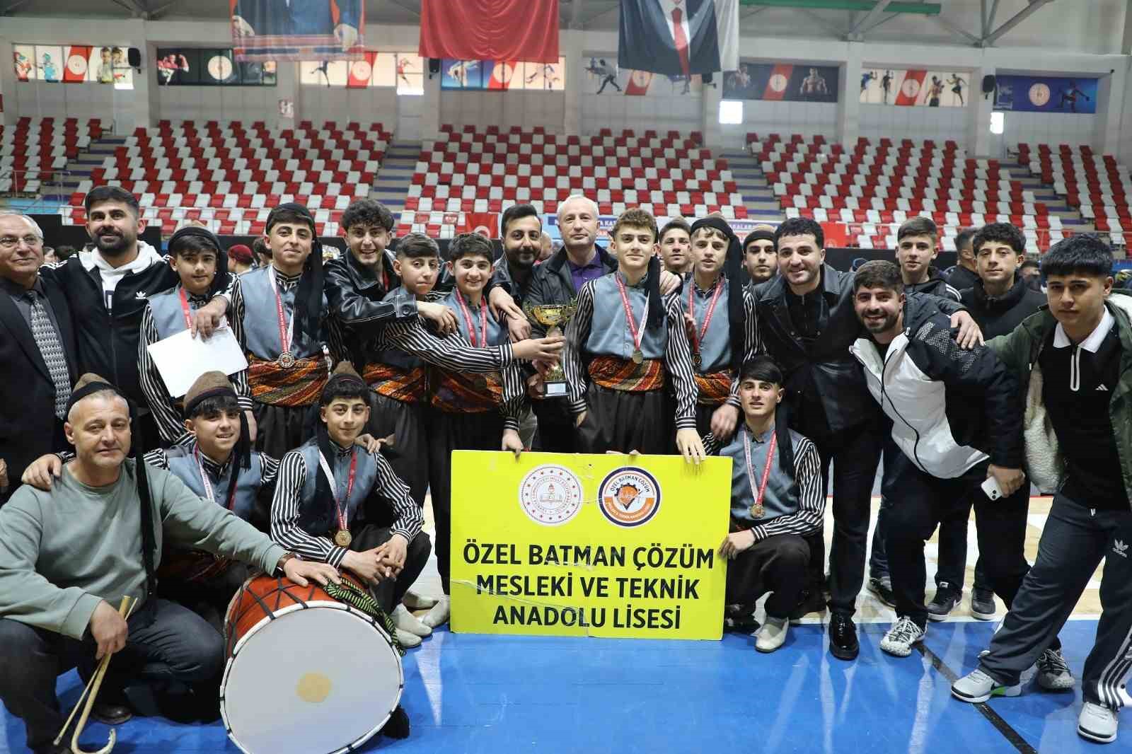 Ağrı Spor Lisesi bölge şampiyonu oldu
Ağrı Spor Lisesi bölge şampiyonu oldu