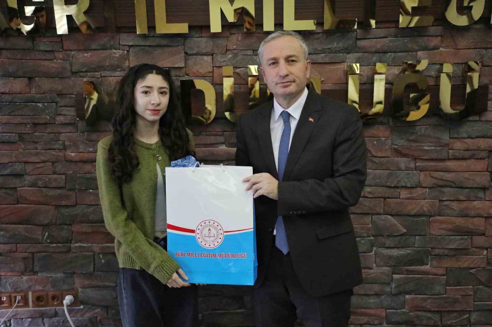 Ağrı, TÜBİTAK 2204-A Bölge Finali’nde 4 derece elde etti
