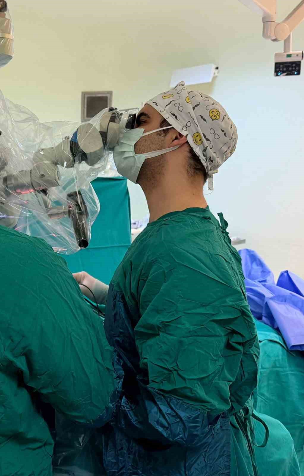 Ağrı’da bir haftada üç ileri düzey beyin tümörü ameliyatı başarıyla gerçekleştirildi
