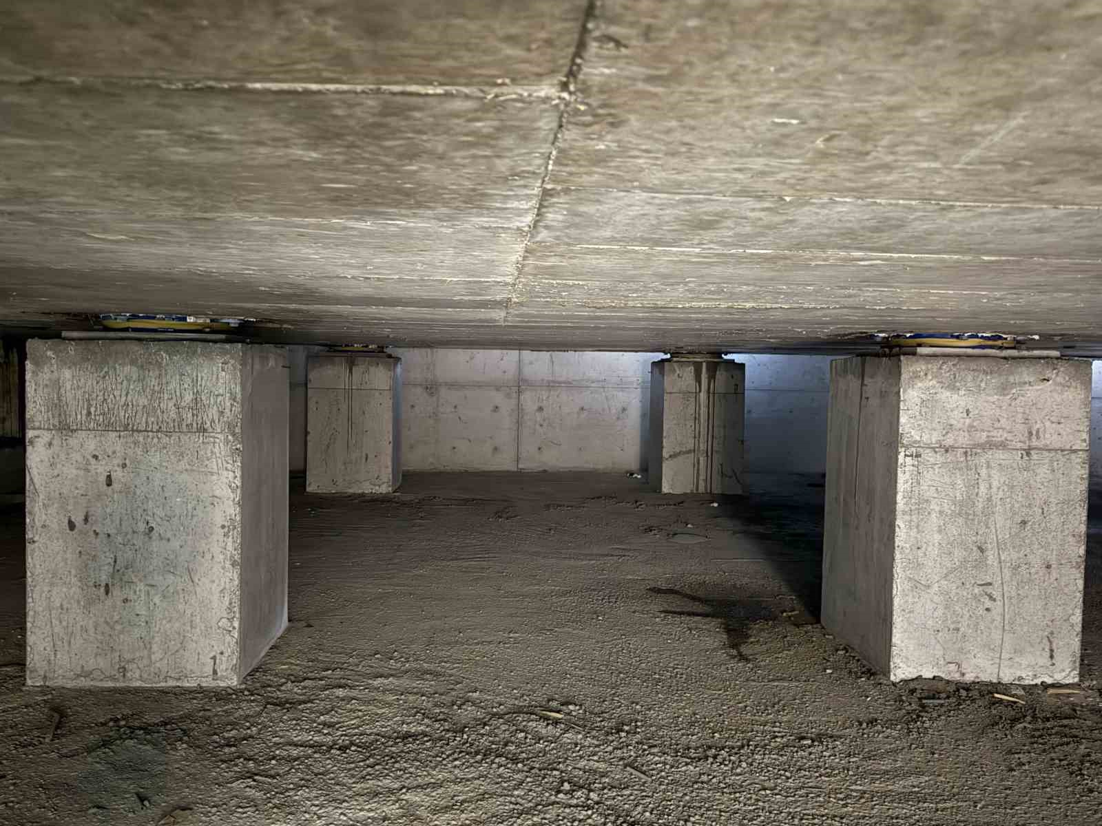 Ağrı’da deprem izolatörü bulunan ilk hastane hizmete hazırlanıyor
Ağrı’da deprem izolatörü bulunan ilk hastane hizmete hazırlanıyor