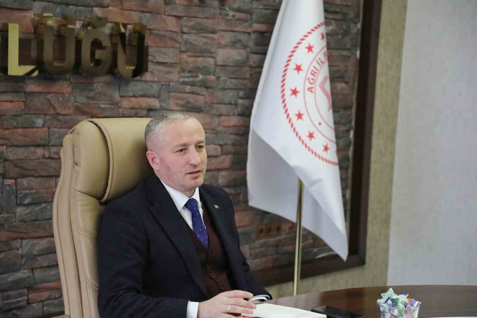 Ağrı’da eğitimde kaliteyi artırmaya yönelik çalışmalar ele alındı
Ağrı’da eğitimde kaliteyi artırmaya yönelik çalışmalar ele alındı