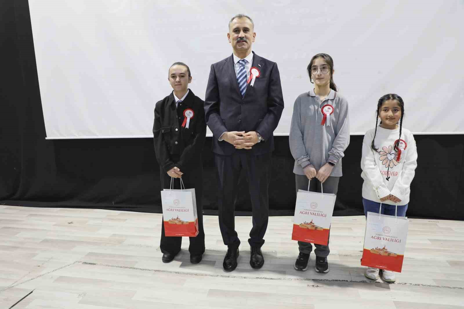 Ağrı’da İstiklal Marşı’nın kabulünün 105. yıl dönümü dolayısıyla program düzenlendi
