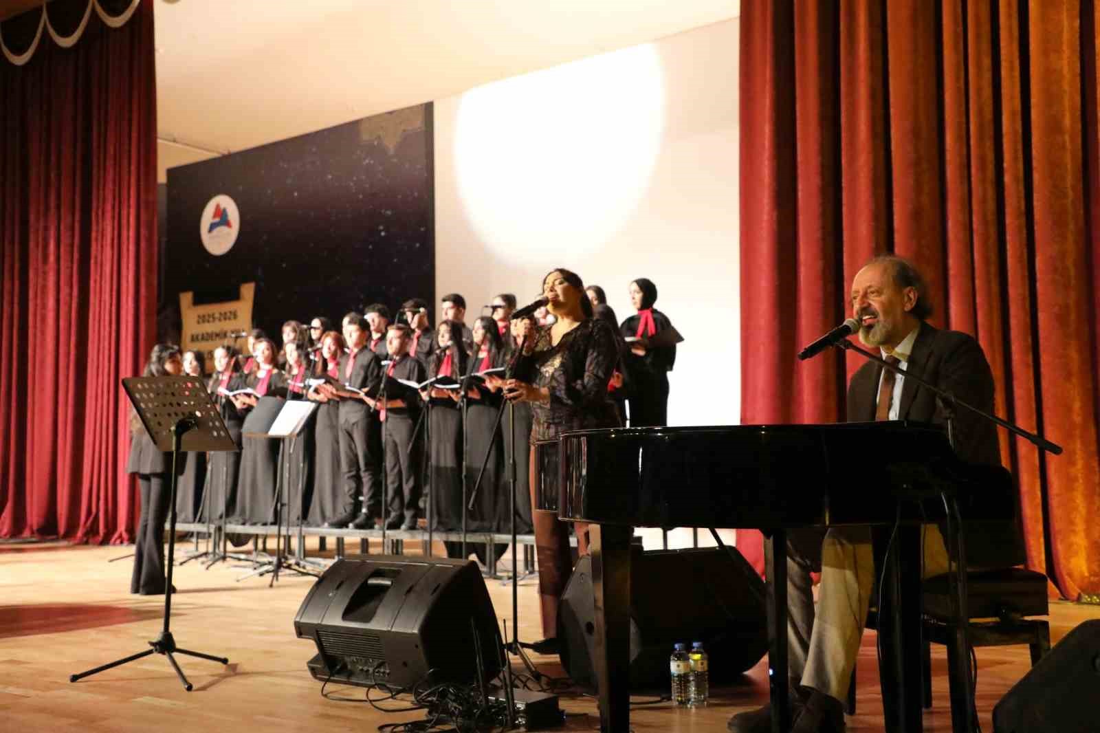 Ağrı’da "Kim Var?" sanat etkinliği
