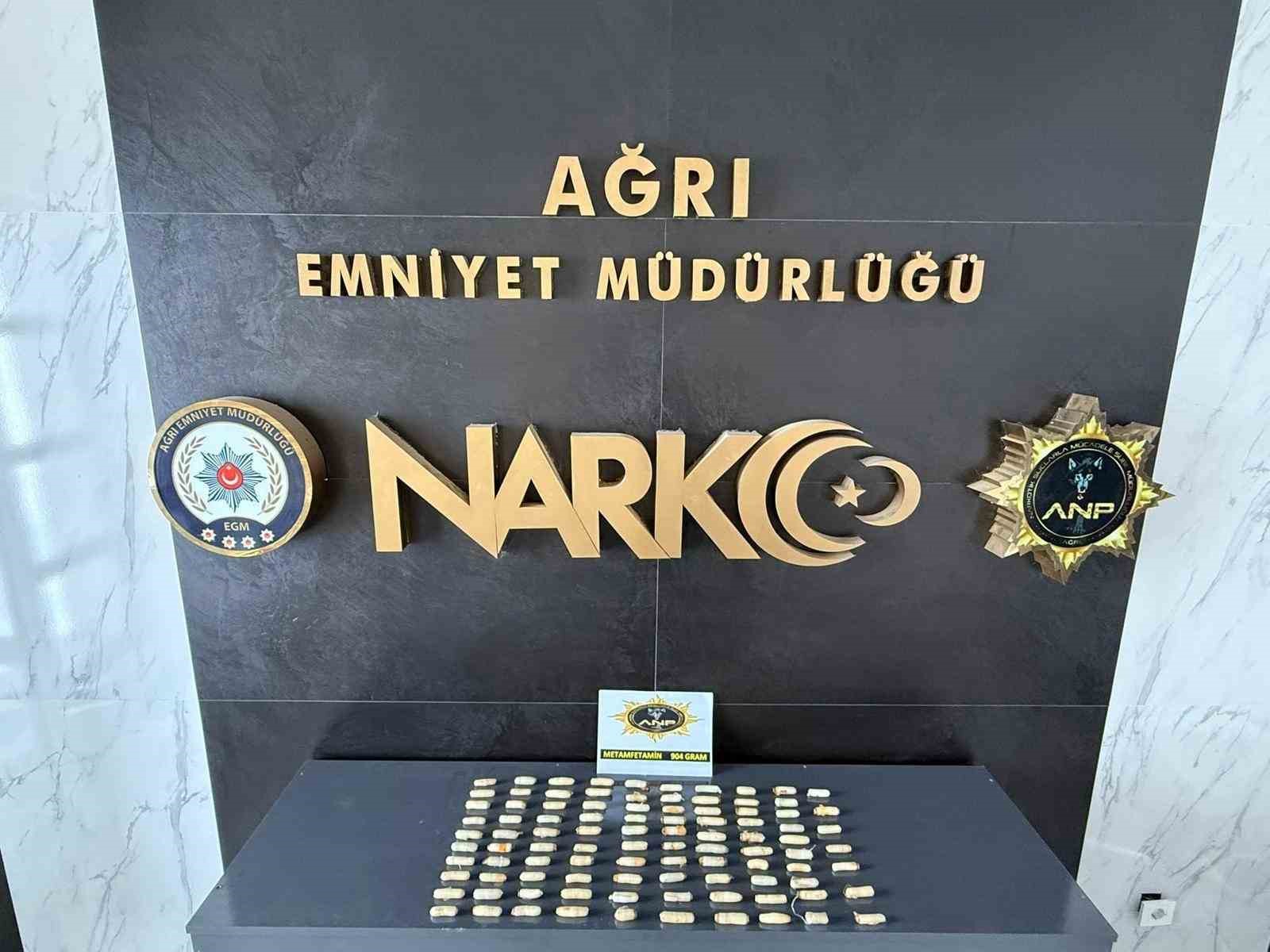 Ağrı’da uyuşturucu operasyonunda 8 kişi tutuklandı
