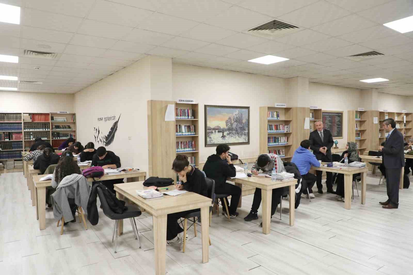 Ağrı’da YKS’ye hazırlık süreci yakından takip ediliyor
