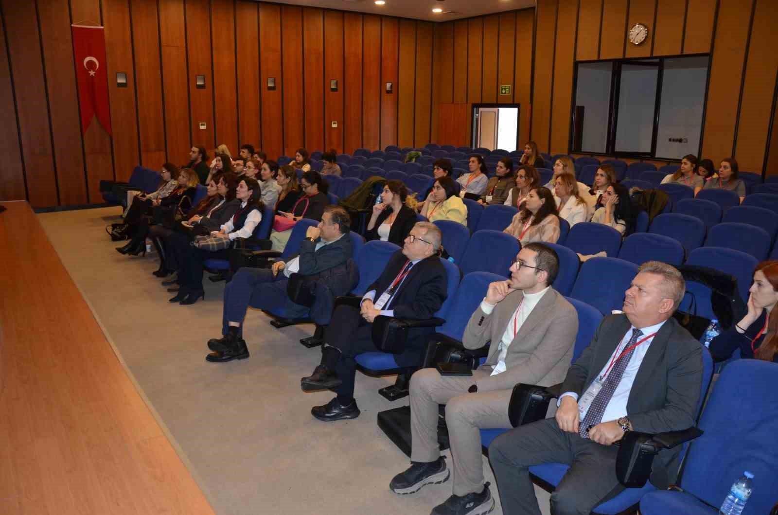 Ağrısız bir dünya için Manisa’dan küresel mesaj
Ağrısız bir dünya için Manisa’dan küresel mesaj